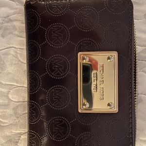 Michael Kors wallet (small)